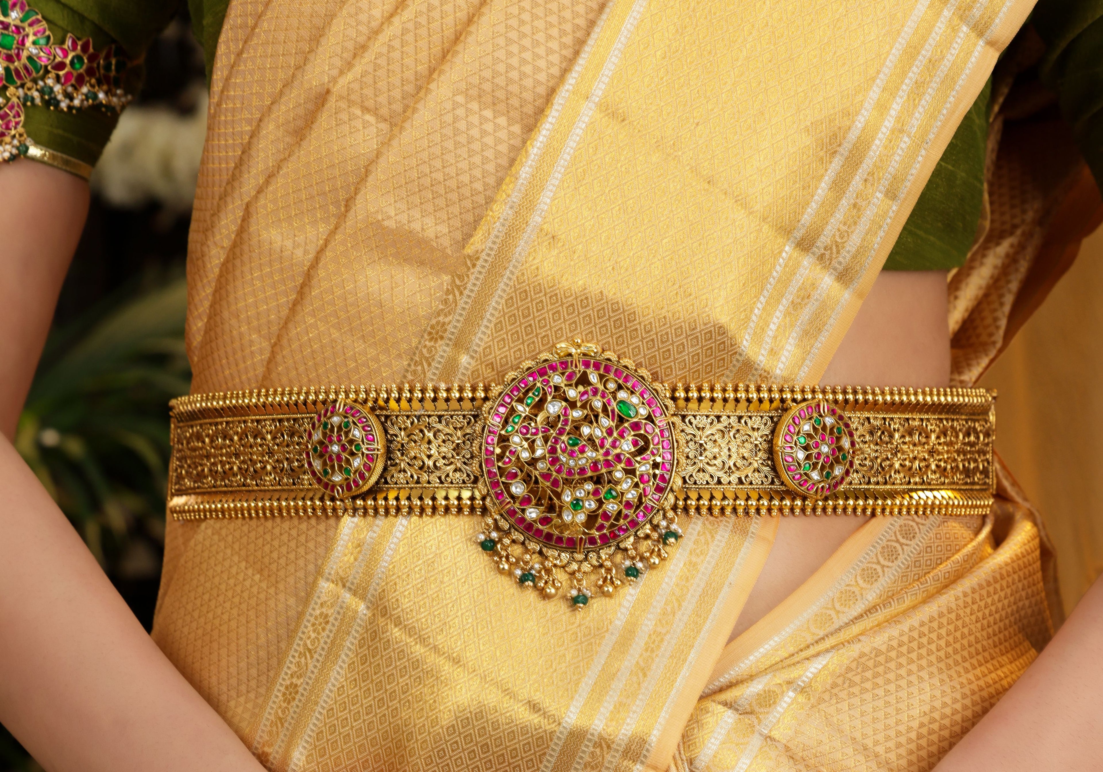 92.5 Silver Kundan Peacock Vaddanam