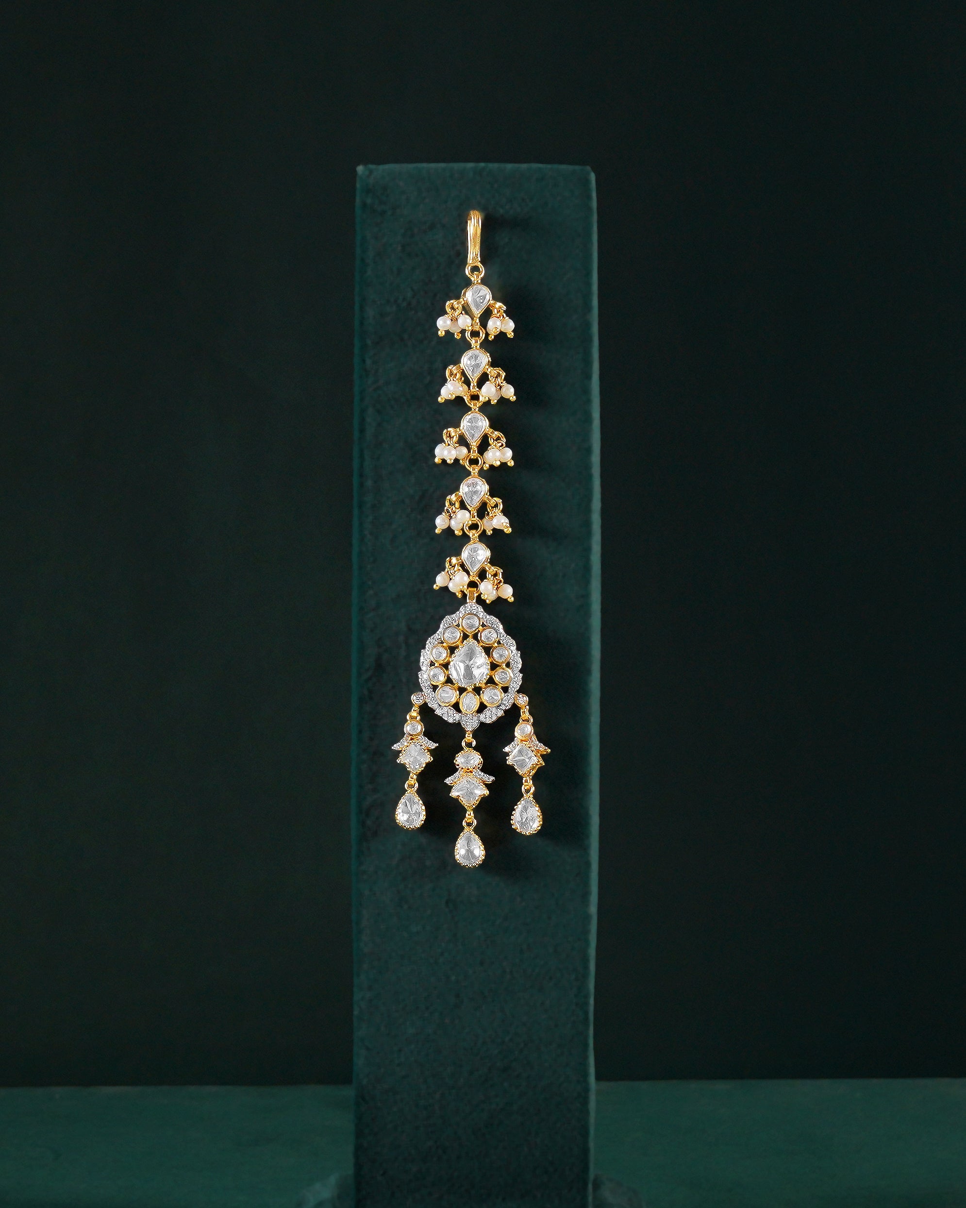 Silver Maang Tikka with Pear-Cut CZ and Seed Pearl Clusters