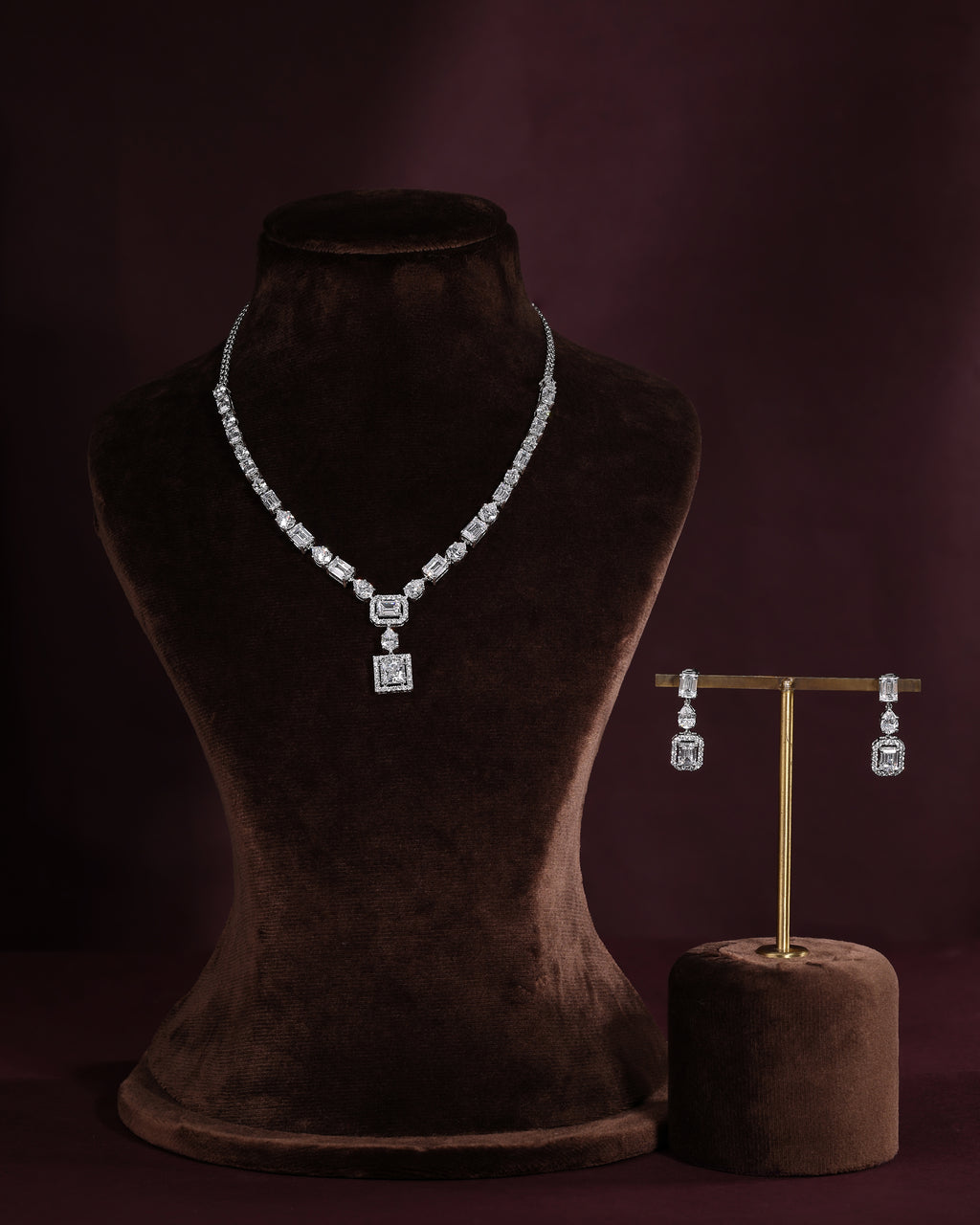 Geometric Deco Silver Necklace & Earrings Set