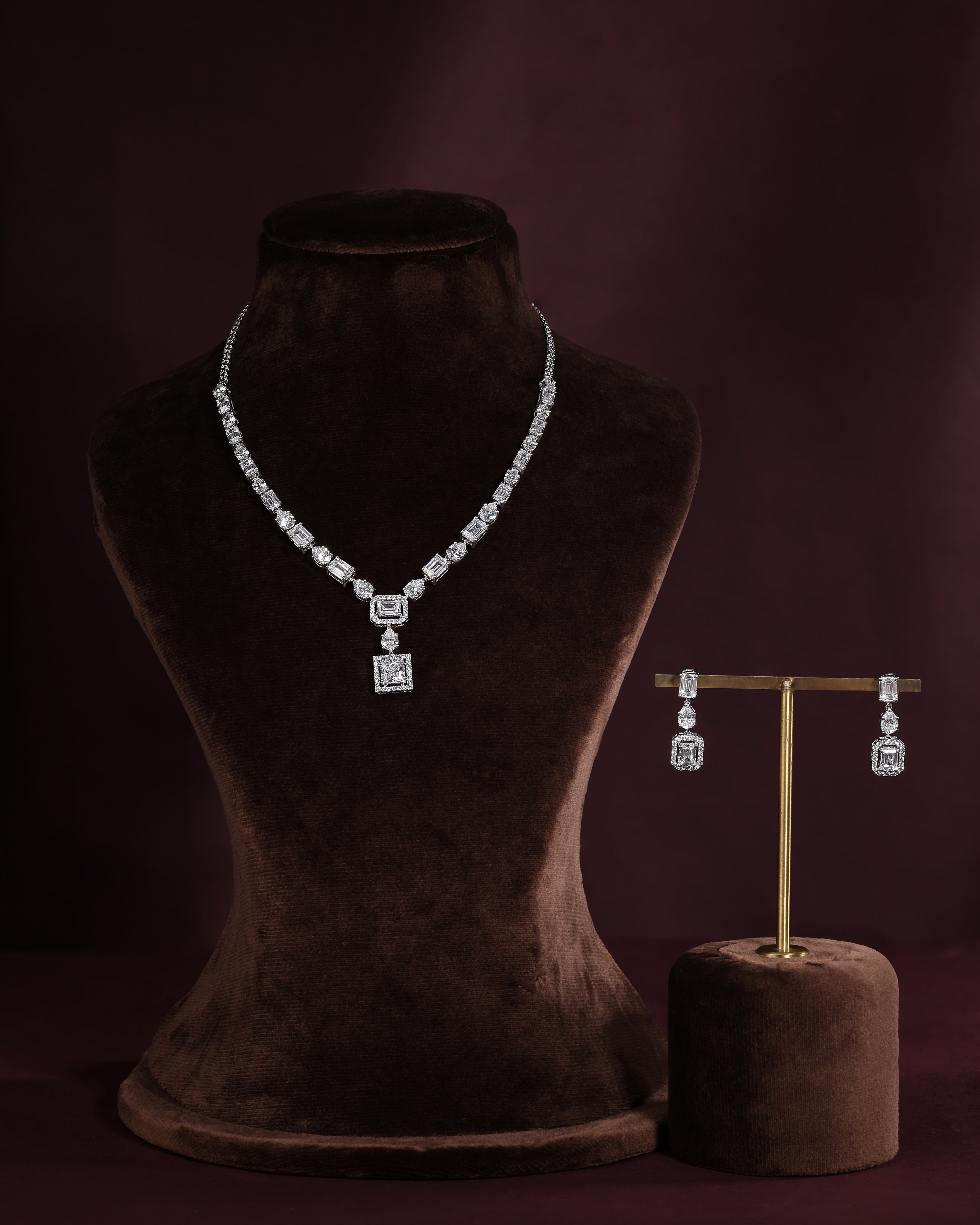 Geometric Deco Silver Necklace & Earrings Set