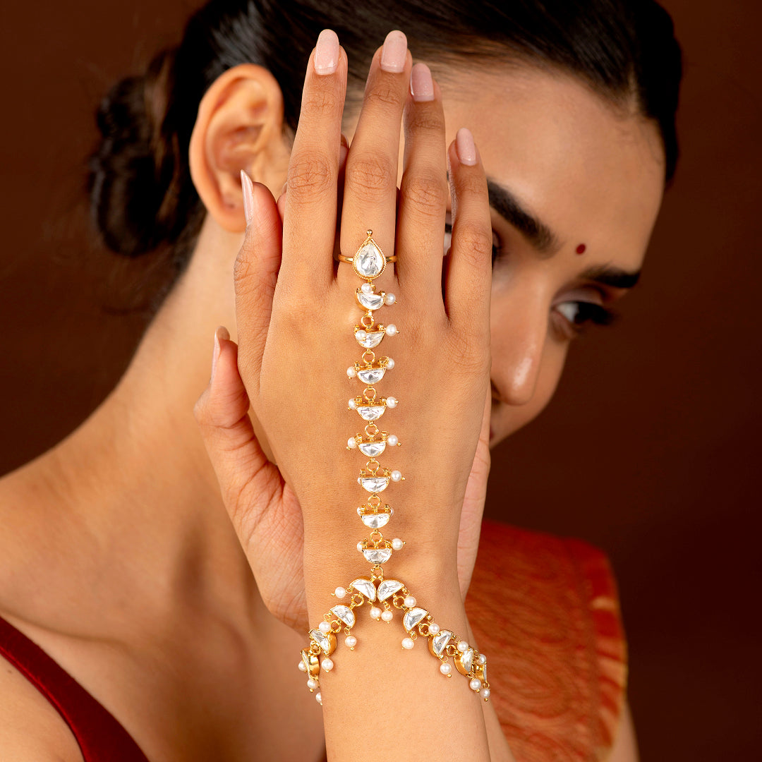 Silver Kundan Haath Phool with Delicate Pearl Accents
