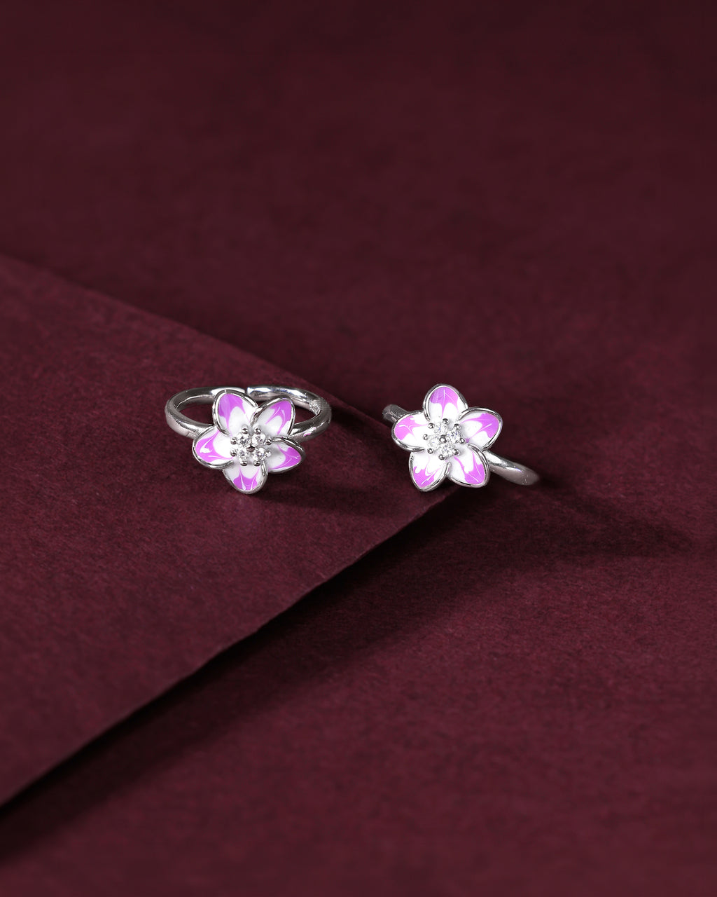 Bloom 92.5 Silver Floral Toe Rings