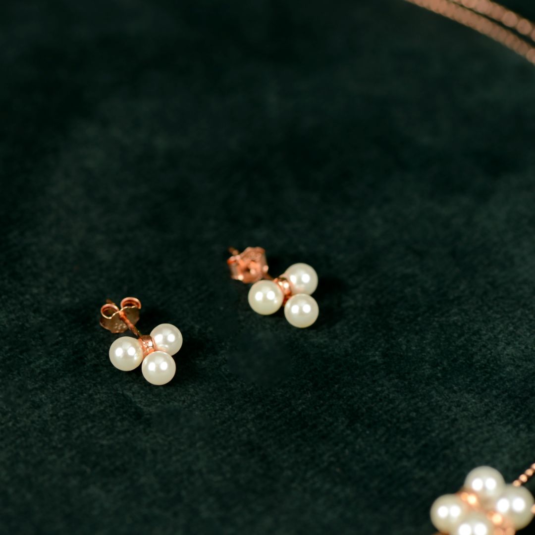 92.5 Sterling Silver Rose Gold Pearl Floral Necklace Set