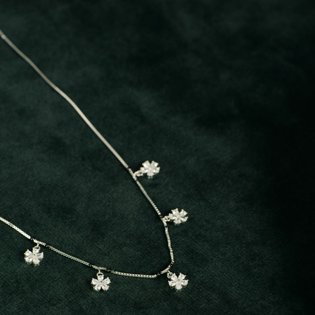 Silver Floral Elegant Chain