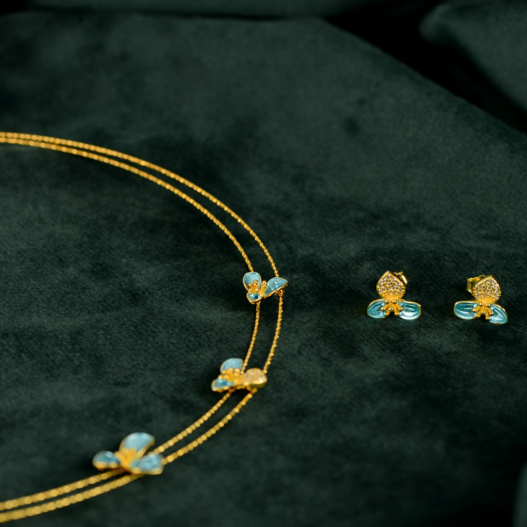 Gold Bloom Charm Set