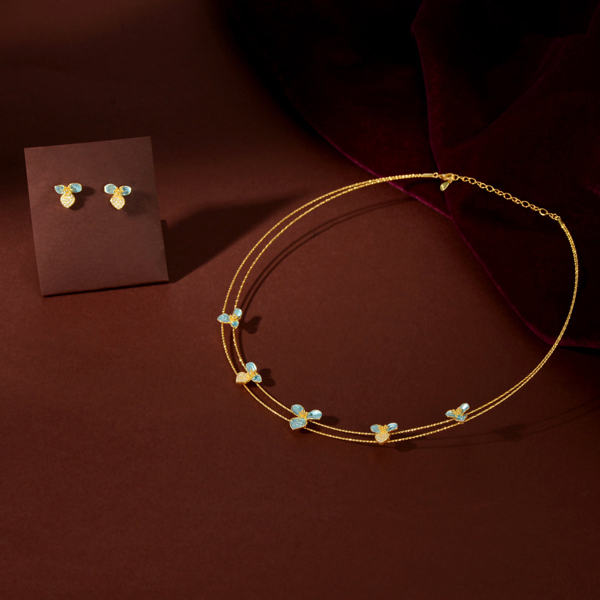 Gold Bloom Charm Set