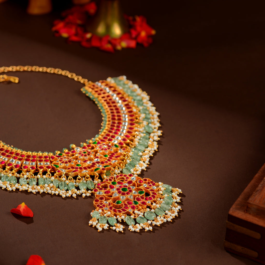 Kundan Emerald Designer Necklace cum Choker