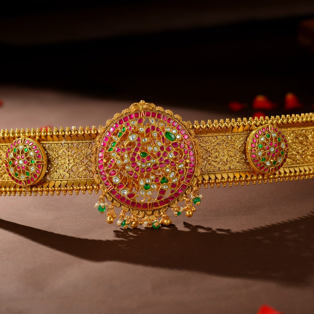 92.5 Silver Kundan Peacock Vaddanam