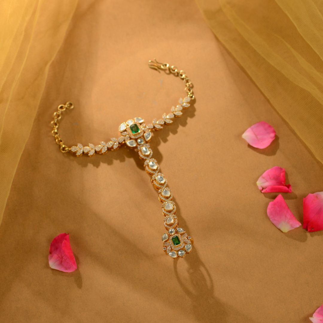 92.5 Sterling Silver Emerald Kundan Hathphool