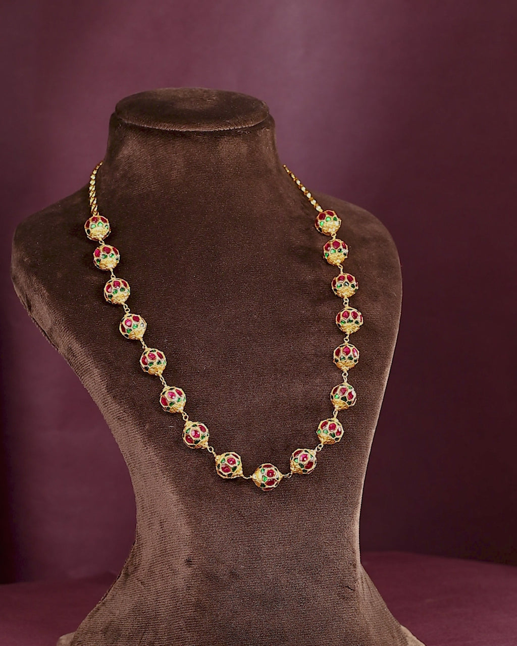 Gold-Tone Silver Kundan Pattern Bead Necklace