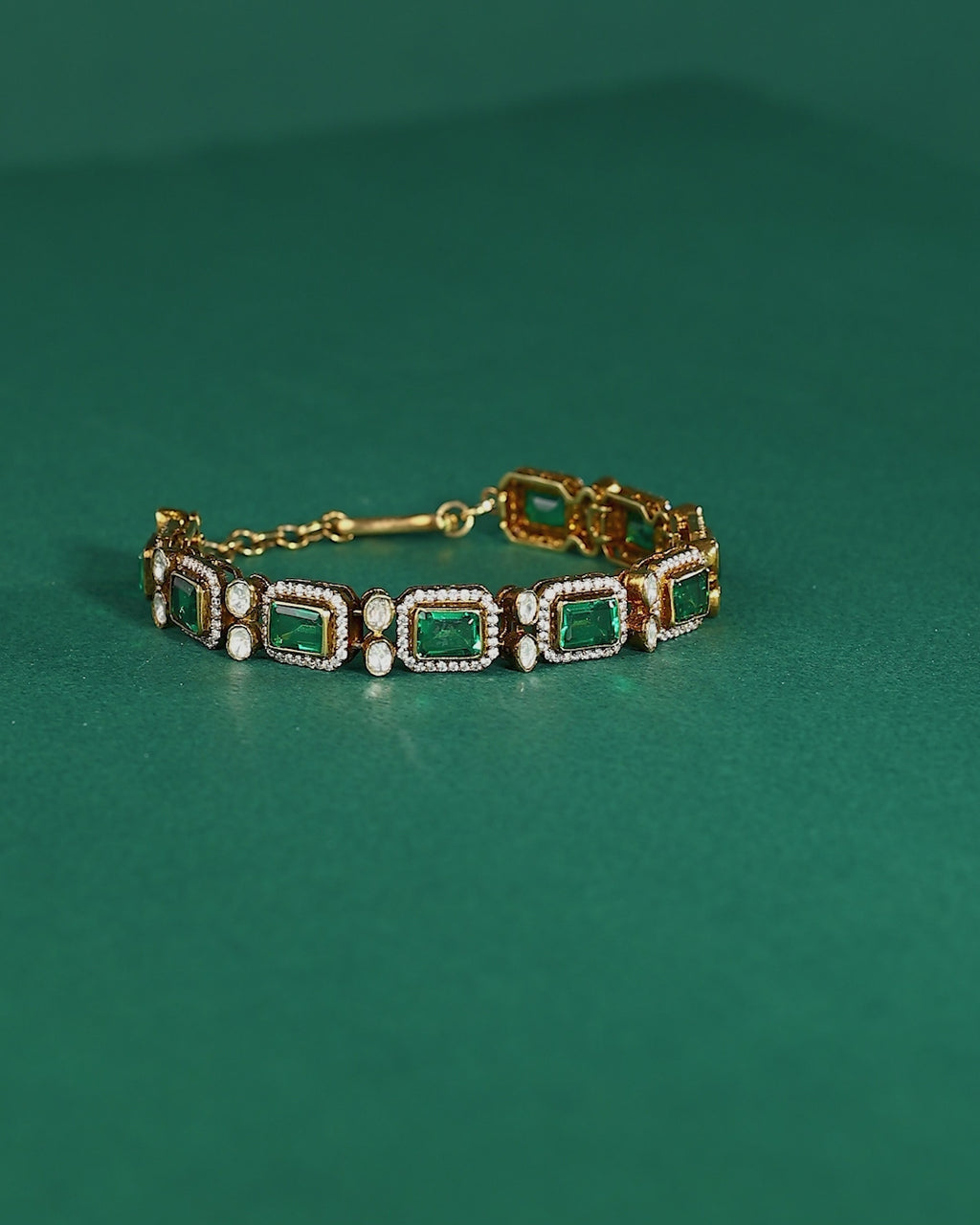 Silver Polki Pattern Bracelet With Green Stones