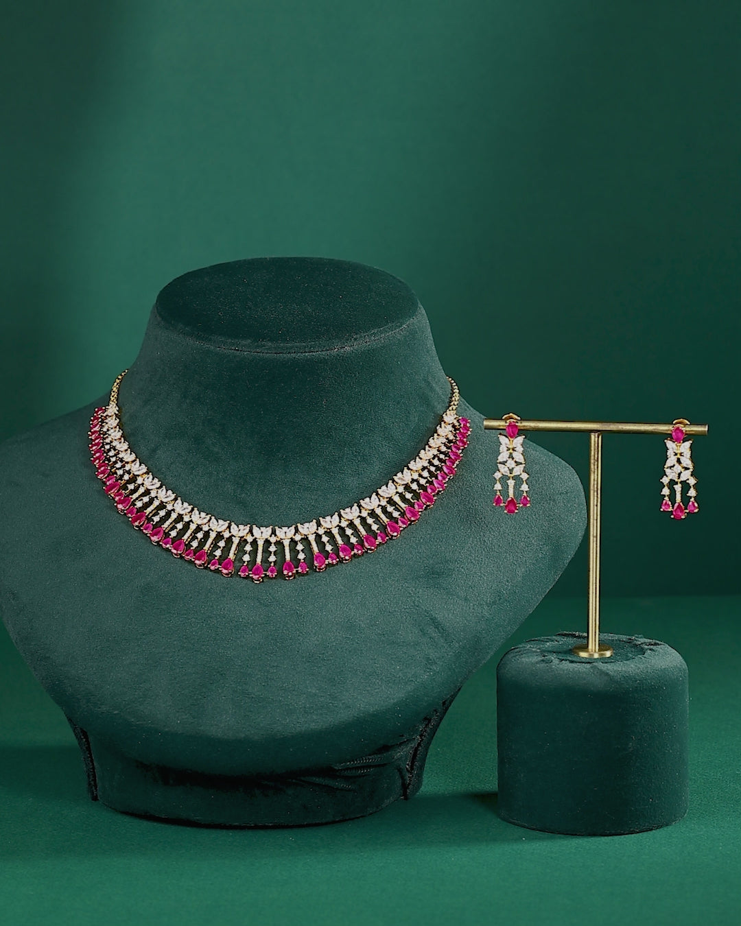 Radiant Flora Pink Stone Choker Set in Silver